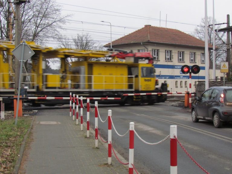Kolej na utrudnienia w Kobylnicy