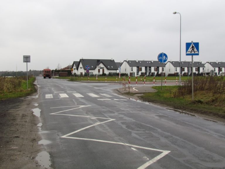 Transportowa częściowo zamknięta