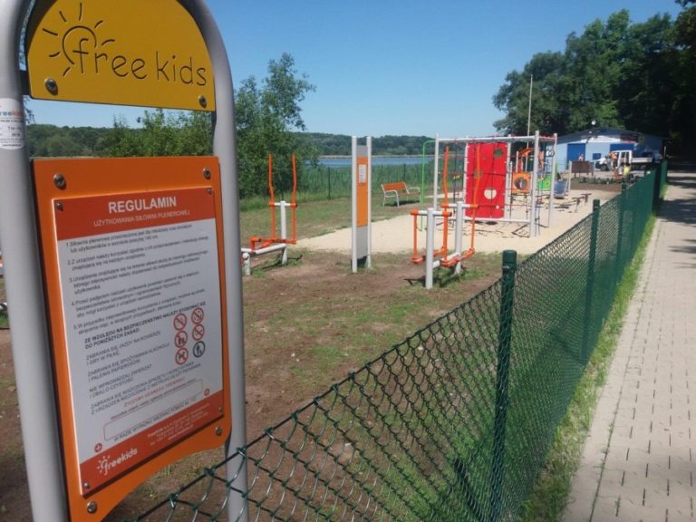 Jest nowy plac zabaw