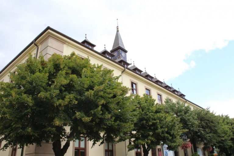 Czworo walczy o fotel