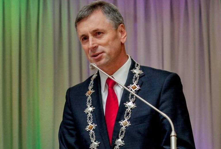 Marian Szkudlarek nokautuje rywali!