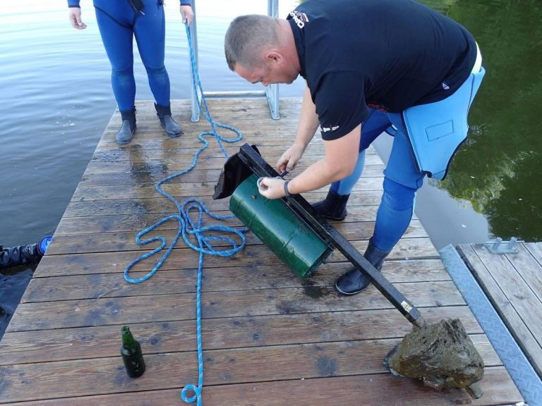 Co wyciągnęli nurkowie z dna Jeziora?