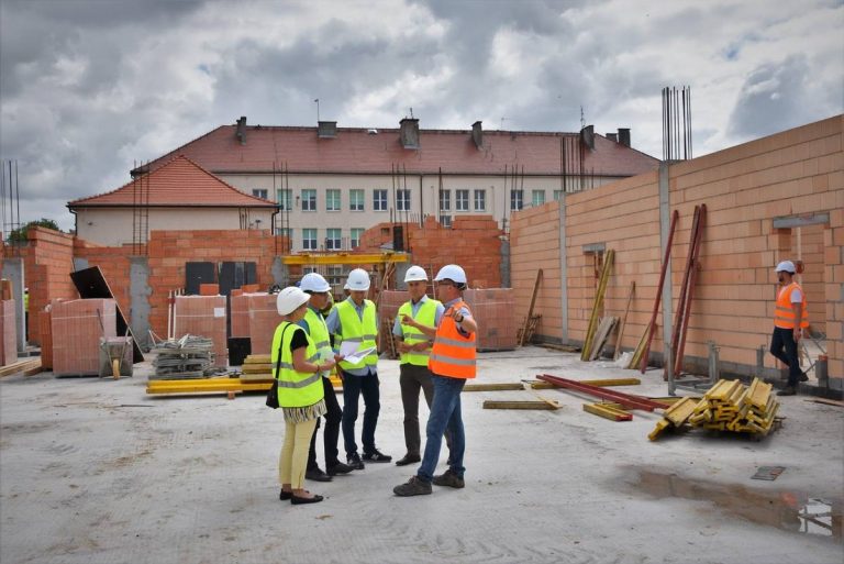 Szkoła (prawie) jak nowa