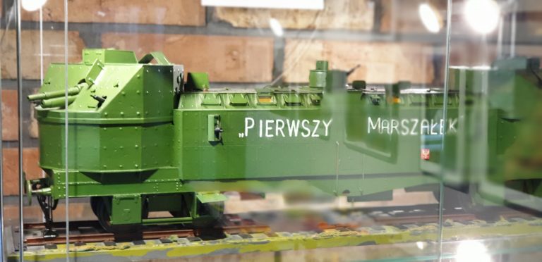 Wystawa modeli w swarzędzkim Muzeum