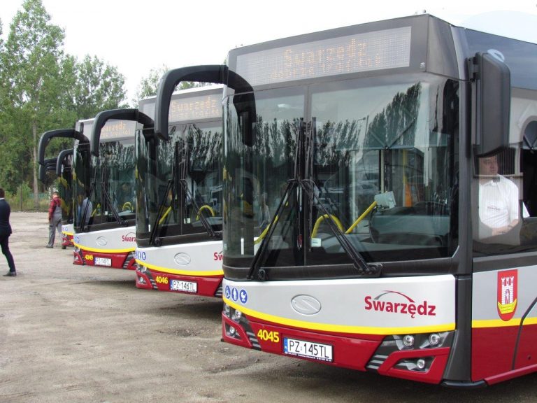 Komunikacja w majówkę