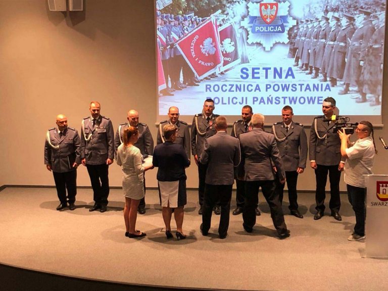Swarzędzcy policjanci z awansami