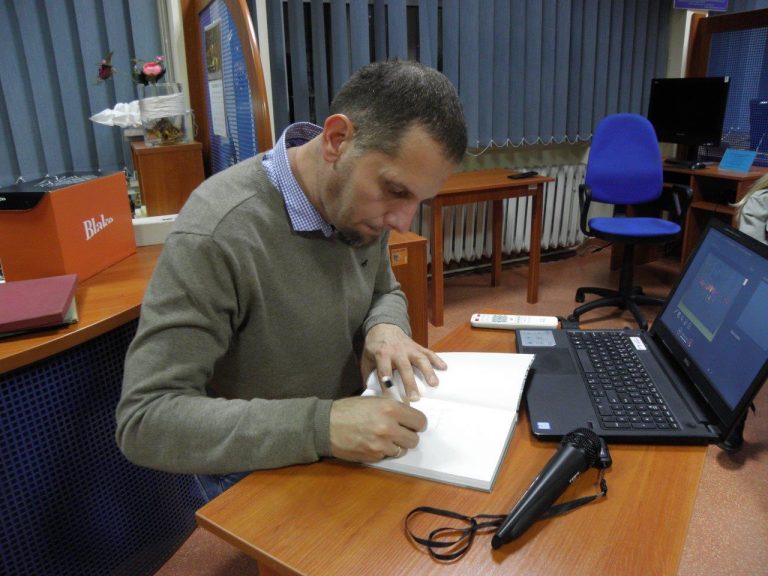 Jest  wydawnictwo o swarzędzkim harcerstwie