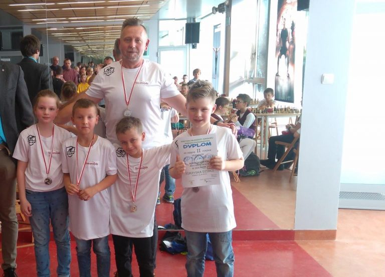 Młodzi szachiści z „Trójki” w finale Mistrzostw Województwa!