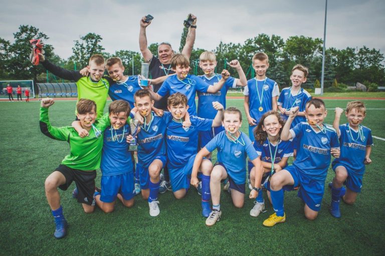 Akademia Unii Swarzędz z Certyfikatem PZPN