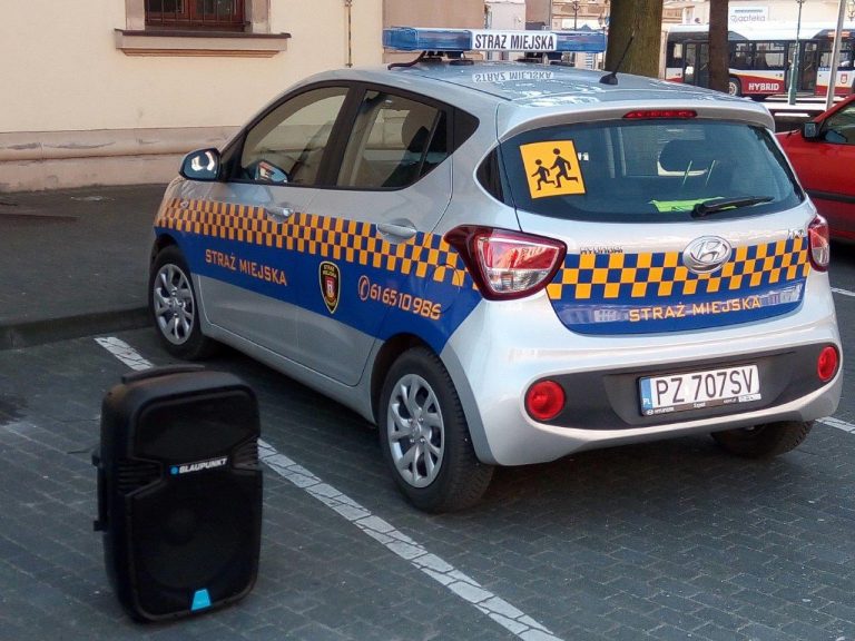 Przez głośniki o wirusie