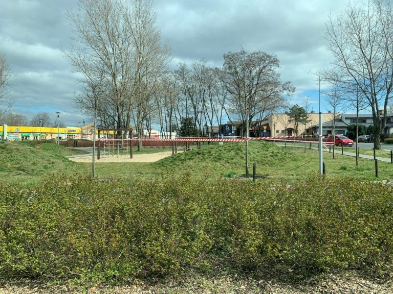 Place zabaw też w kwarantannie