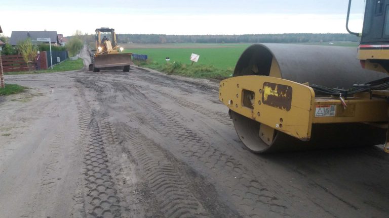 Rozpoczyna się walka z gruntówkami