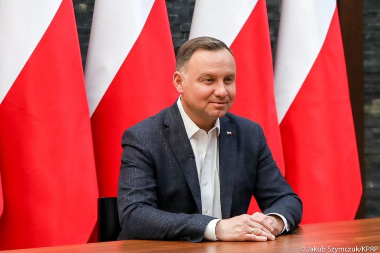 Andrzej Duda wygrywa I turę wyborów prezydenckich