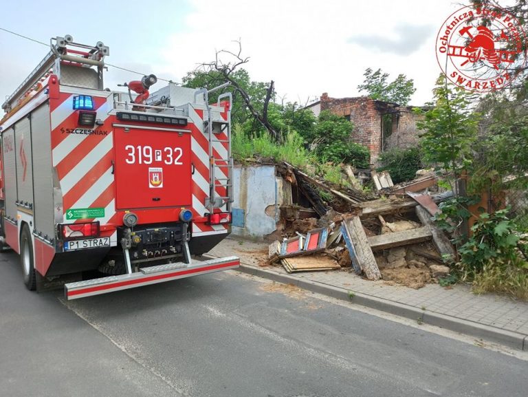 Runęła ściana pustostanu