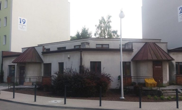 Nikt nie chce budynku po przychodni