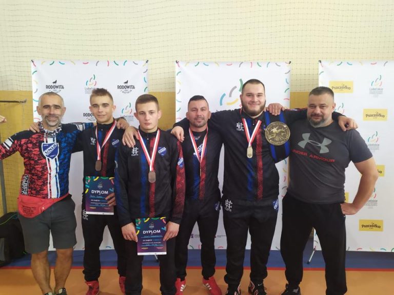 Trzy medale zapaśników na Mistrzostwach Polski!