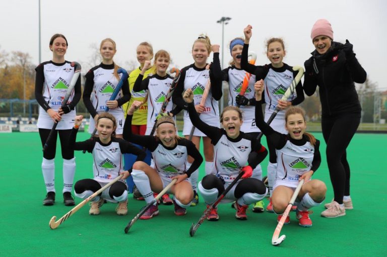 Juniorki młodsze z kompletem zwycięstw