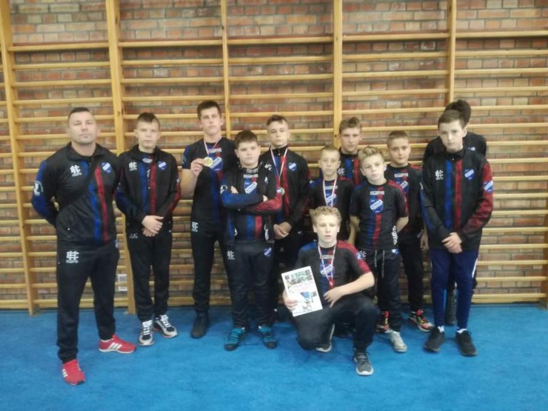 Cztery medale swarzędzkich zapaśników