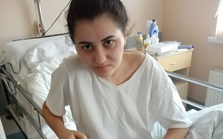 Pomóżmy 19 – letniej ofierze pijanego kierowcy!