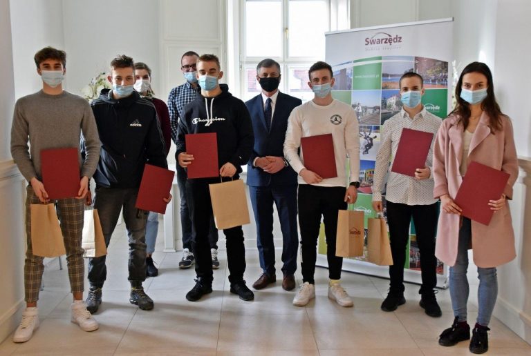 Sportowcy ze stypendiami miasta