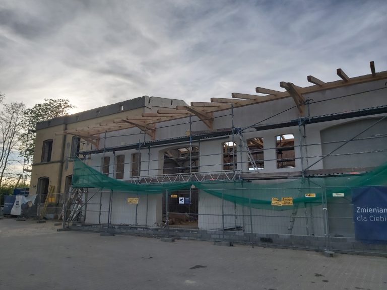 Trwa remont zabytkowego dworca