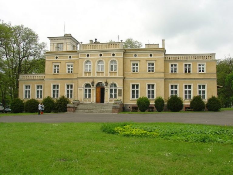 Warsztaty rodzinne w uzarzewskim Muzeum