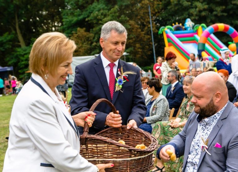 Gmina świętowała w Uzarzewie