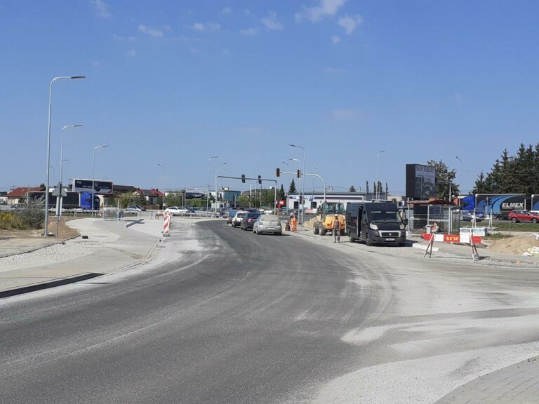 Węzeł przesiadkowy rośnie