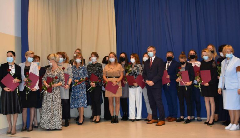 Nauczyciele z nagrodami