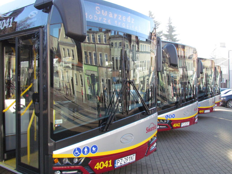 Komunikacja w Święto Zmarłych