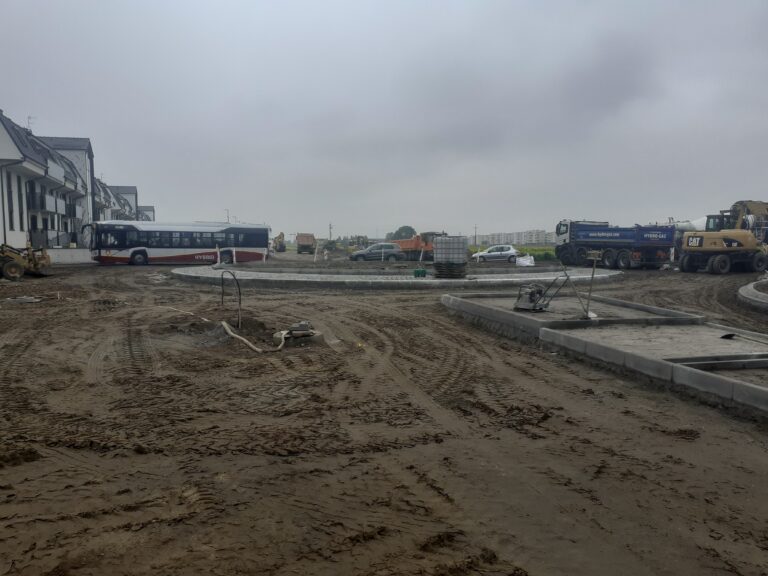 Na Kórnickiej rośnie rondo