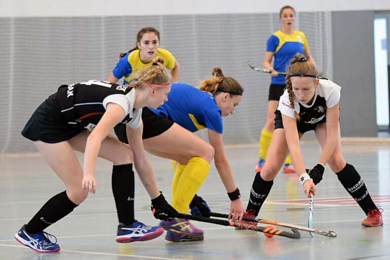 Seniorki Swarka trzecie w Lidze