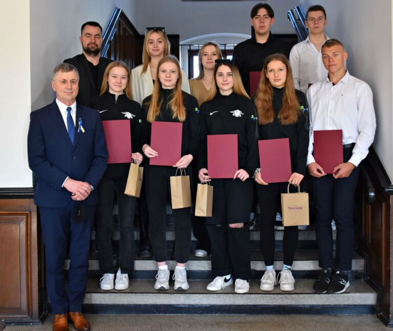 Sportowcy ze stypendiami