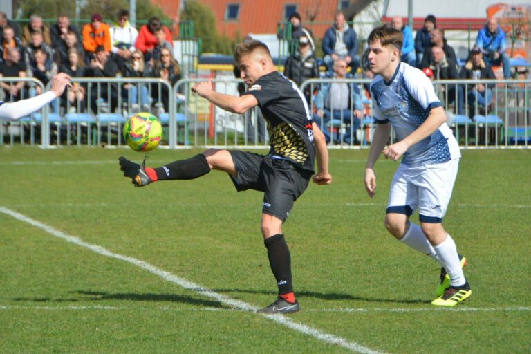 Meblorz coraz bliżej lidera