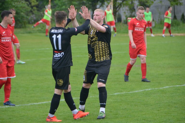 Meblorz nadal wiceliderem