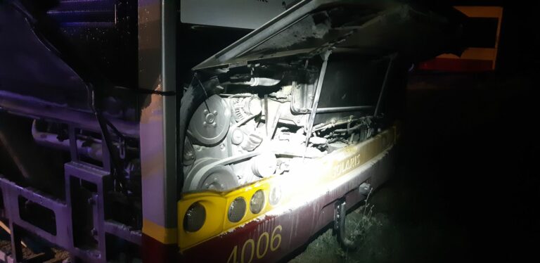 Płonął silnik autobusu