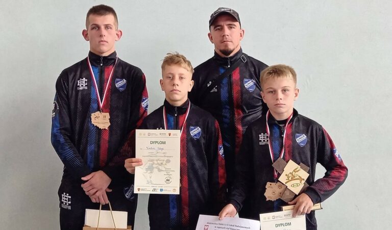 Zapaśnicy na podium Mistrzostw Polski￼!￼