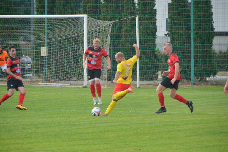 Nieudany początek sezonu Meblorza