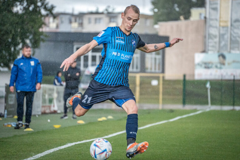 Remis Unii z liderem