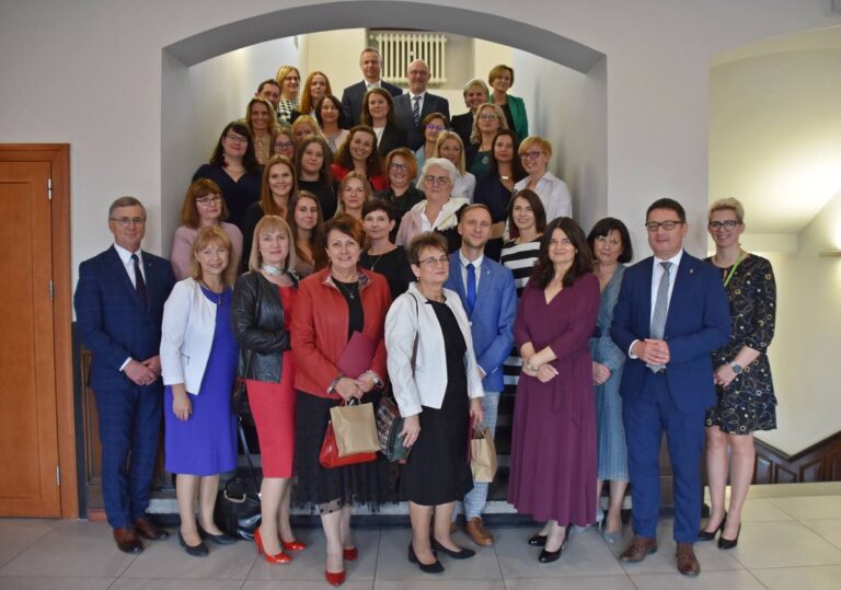 Nauczyciele z nagrodami