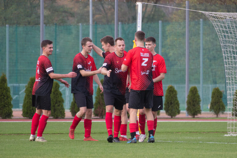 Lider wygrywa w twierdzy Swarzędz