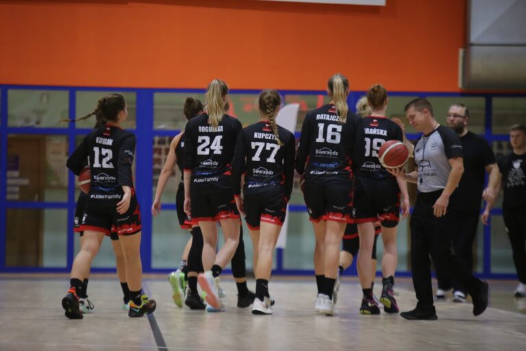 Cenne zwycięstwo koszykarek ze Ślęzą