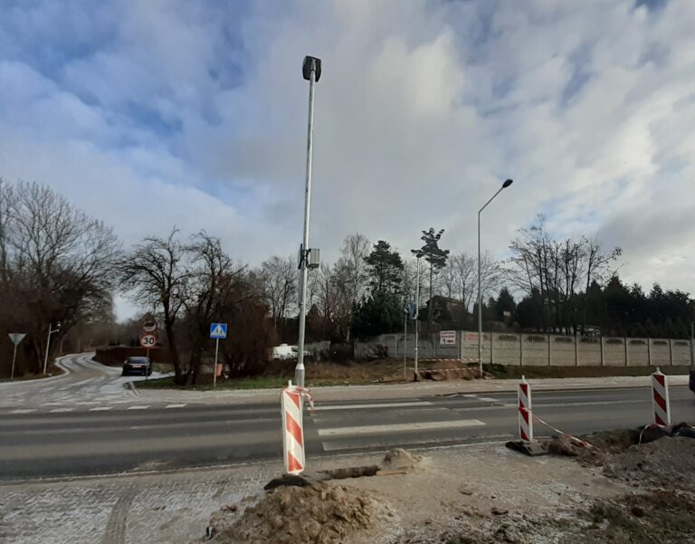 Jaśniej na kolejnych zebrach