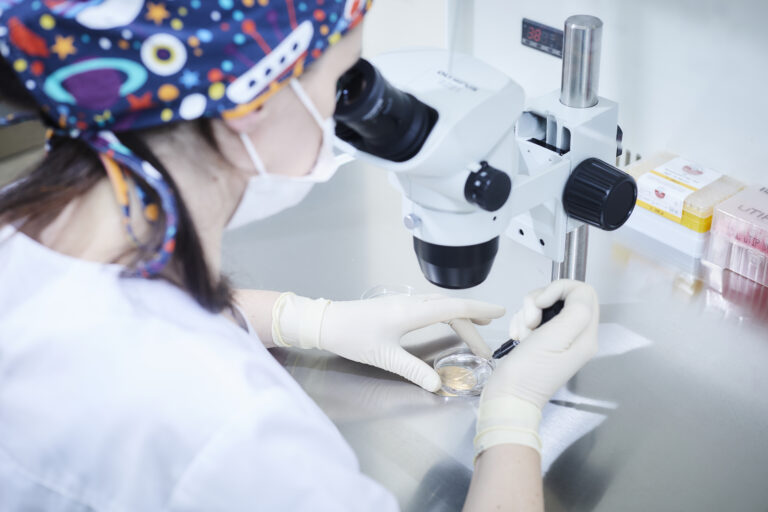 Klinika Bocian w Poznaniu pomaga zabezpieczyć płodność