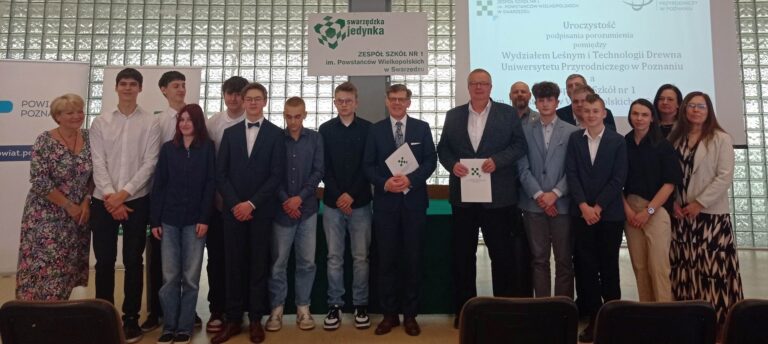 Swarzędzka szkoła będzie współpracowała z Wydziałem Leśnym UPP