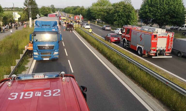 Sześć pojazdów zderzyło się w Paczkowie