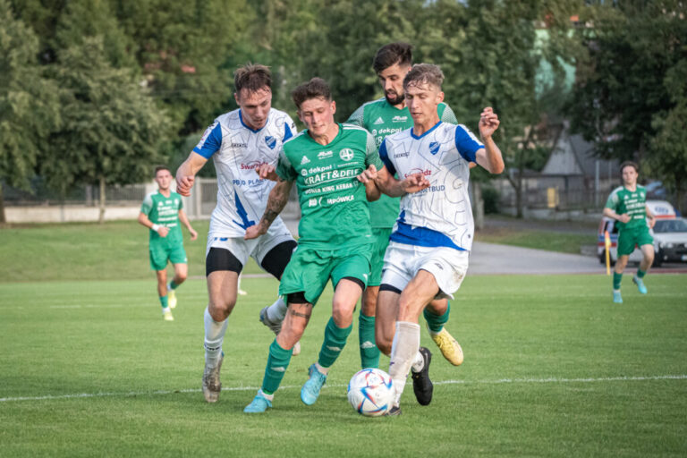 Remis Unii w meczu pełnym zwrotów akcji