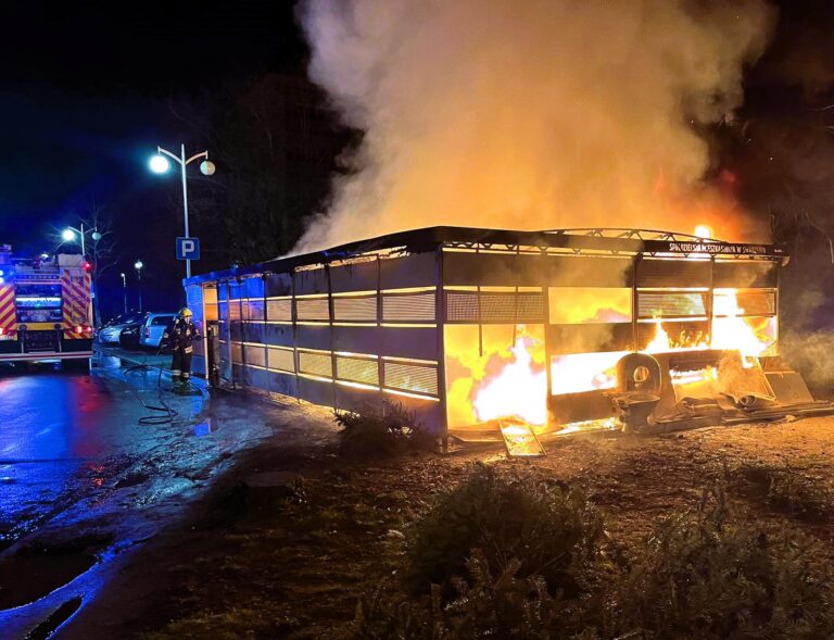 Na osiedlach znowu grasuje podpalacz?