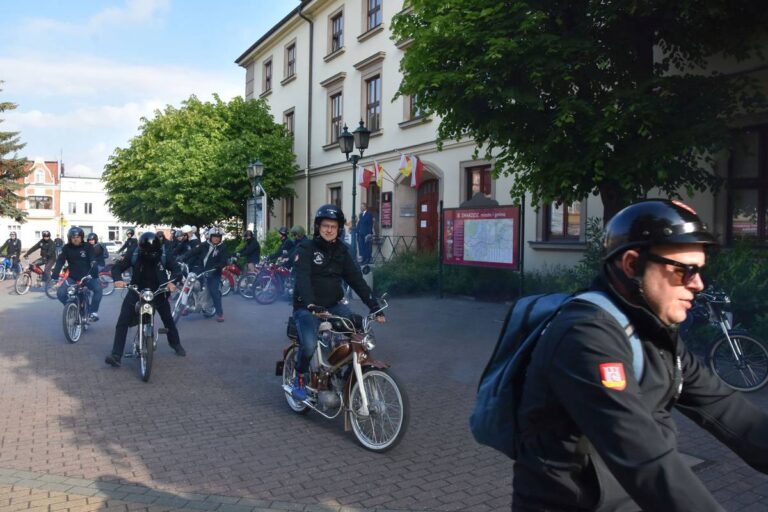 Swarzędzkie „Bzyki” chcą pokonać 2 tys. kilometrów!