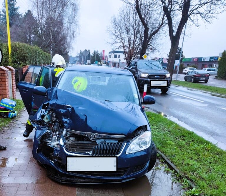 Kolizja na krzyżówce